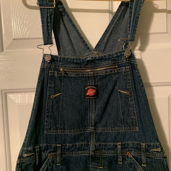 Overall shorts - Picture 2 of 5